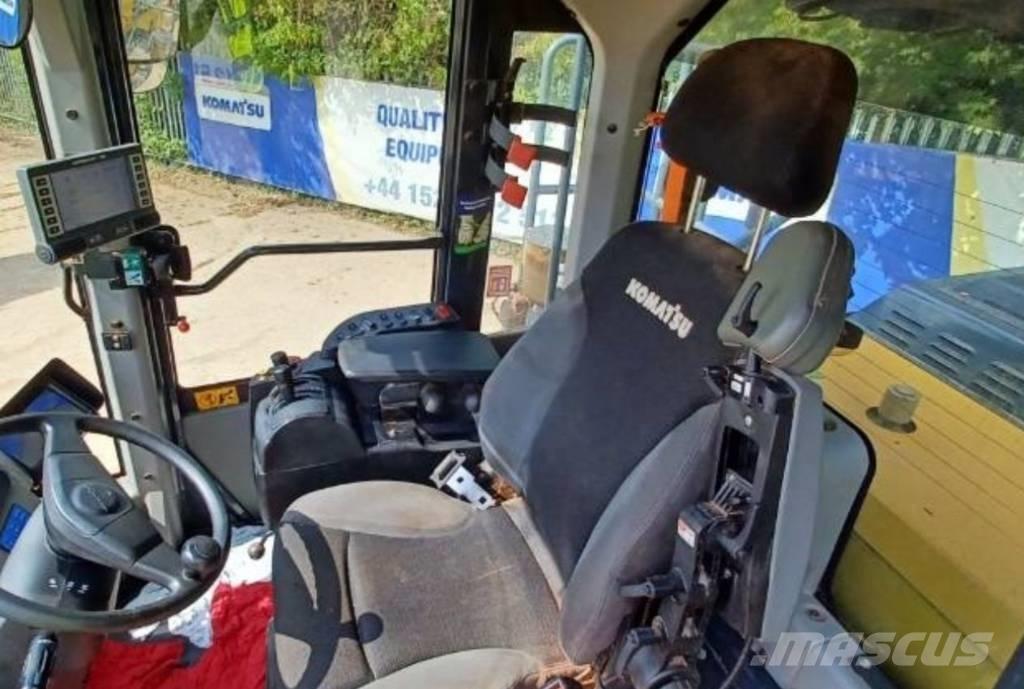 Komatsu WA 480-8 Kolesni nakladalci