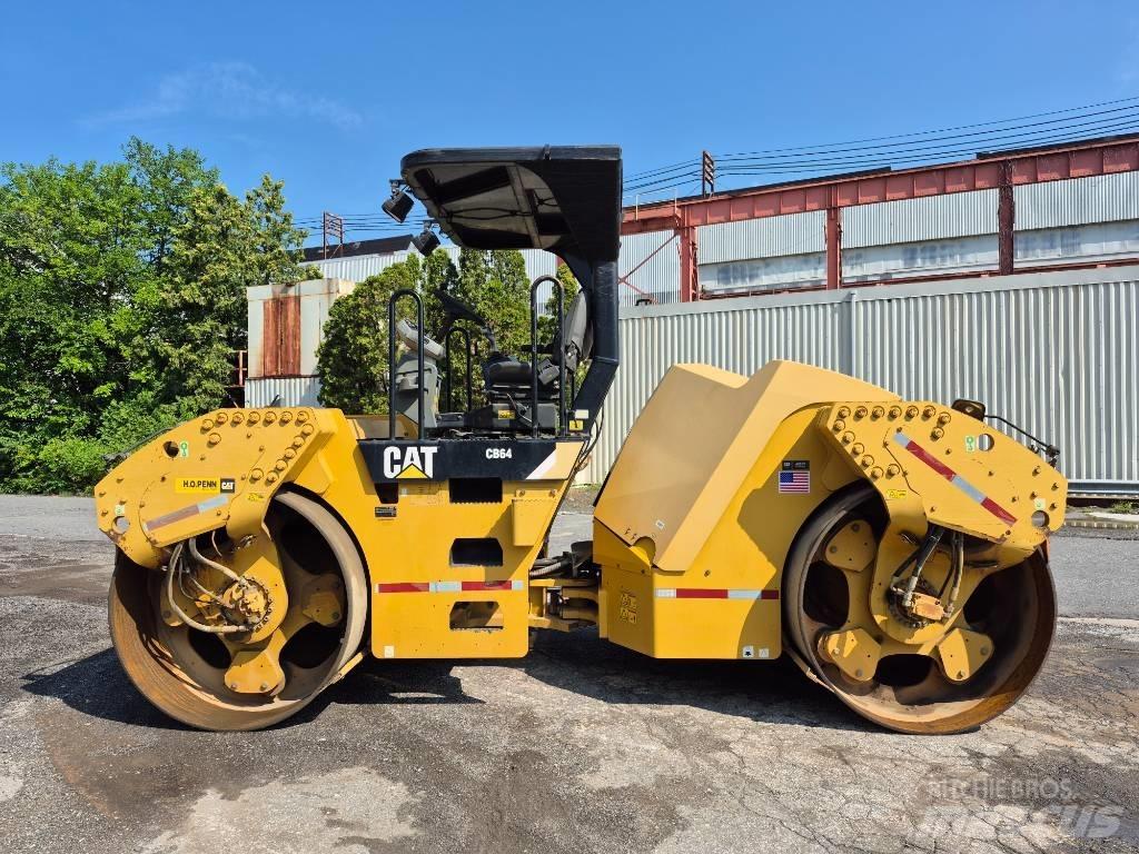 CAT CB 64 Dvojni valjarji