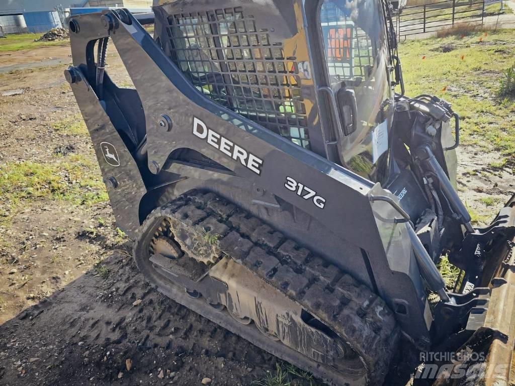 John Deere 317 G Skid steer mini nakladalci