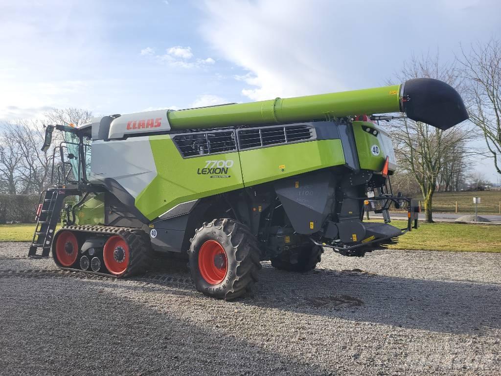 CLAAS Lexion 7700 TT Kombajni