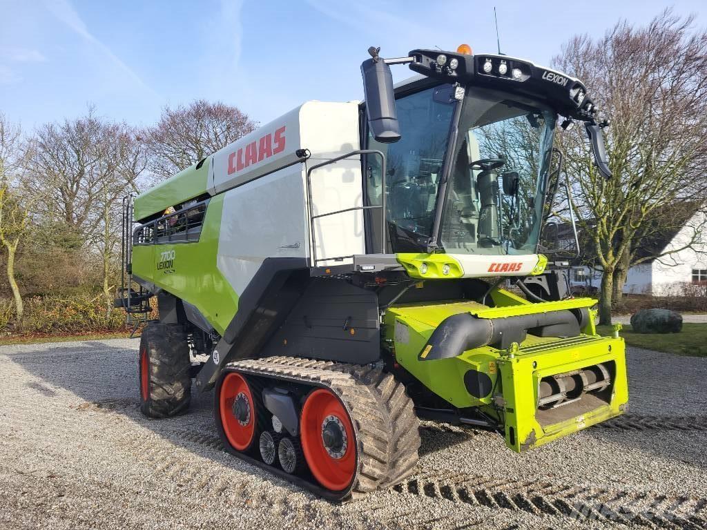 CLAAS Lexion 7700 TT Kombajni
