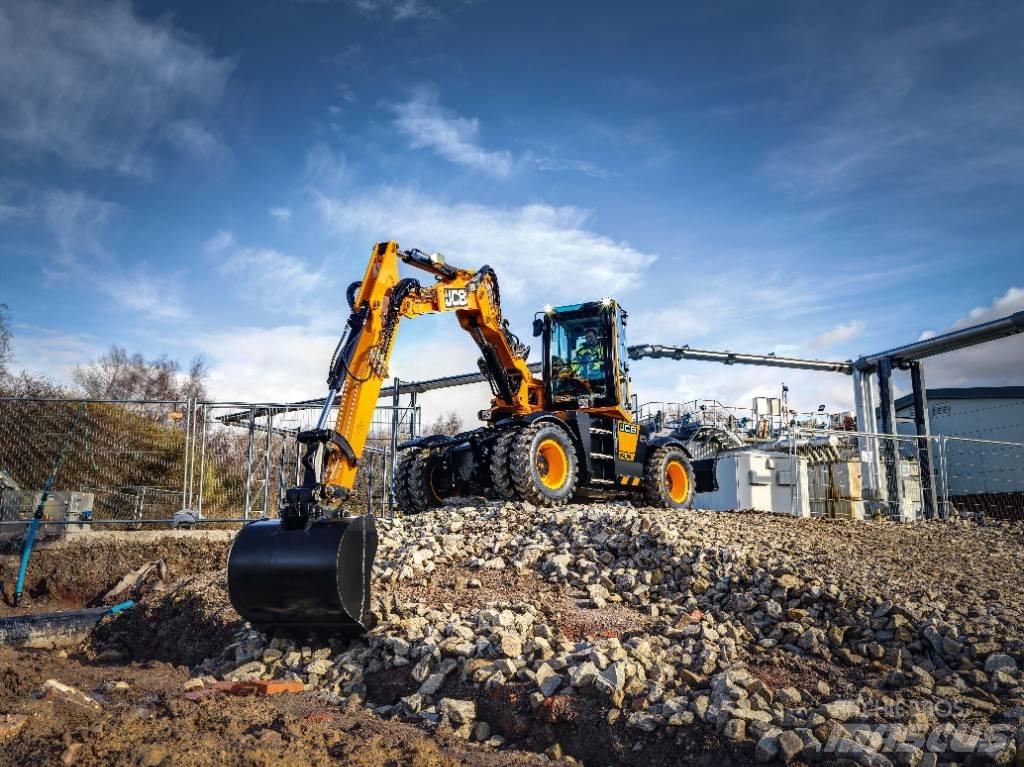 JCB Hydradig 110W Bagri na kolesih