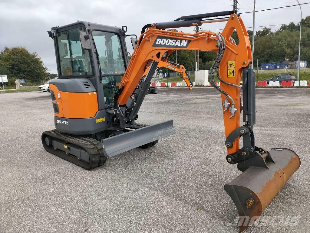 Doosan DX 27 Z Mini bagri <7t