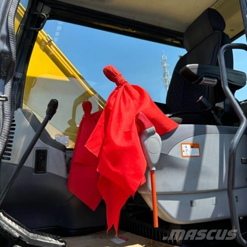 Komatsu PC 160 Midi bagri 7t – 12t