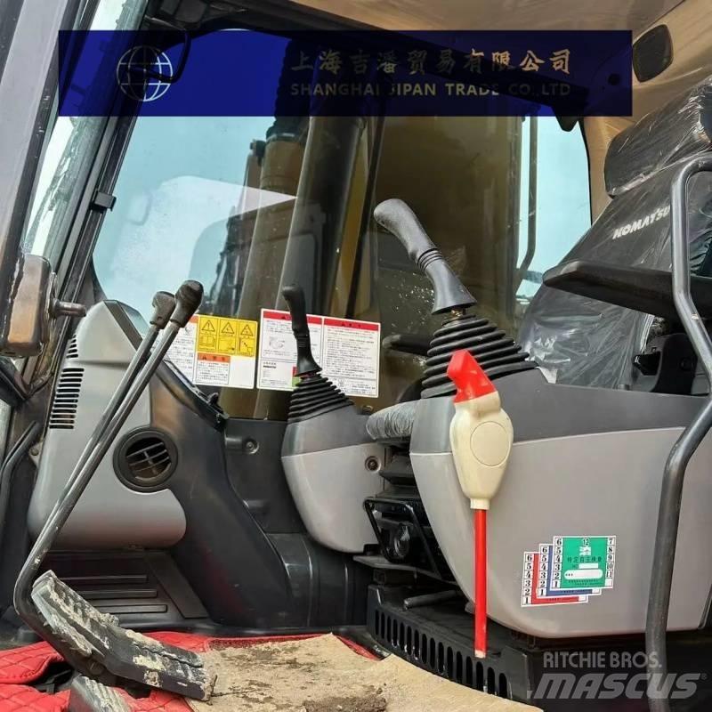 Komatsu PC 220 Bagri goseničarji