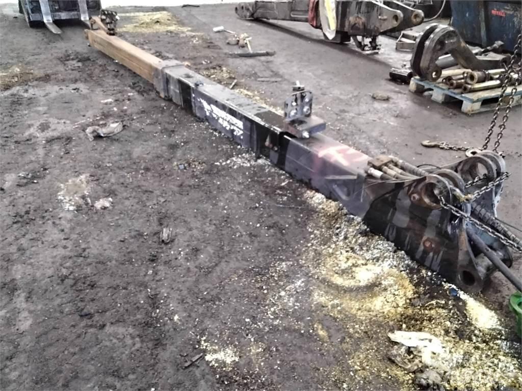 John Deere Ch8 Dvigala za gozdne kombajne