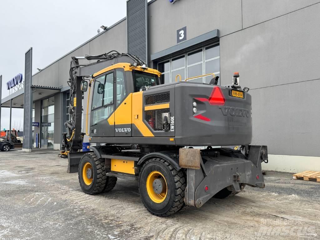 Volvo EW 160 Bagri na kolesih