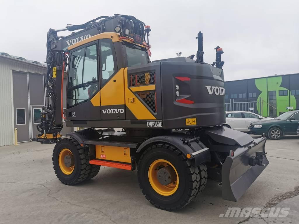 Volvo EWR 150 E Bagri na kolesih