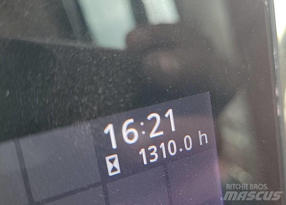 Hitachi ZX225USLC-7 Bagri goseničarji