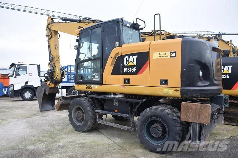 CAT M316F Bagri na kolesih