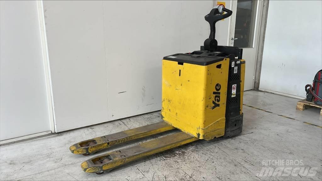 Yale MP 20 X Električni nizko dvižni viličar s stojiščem