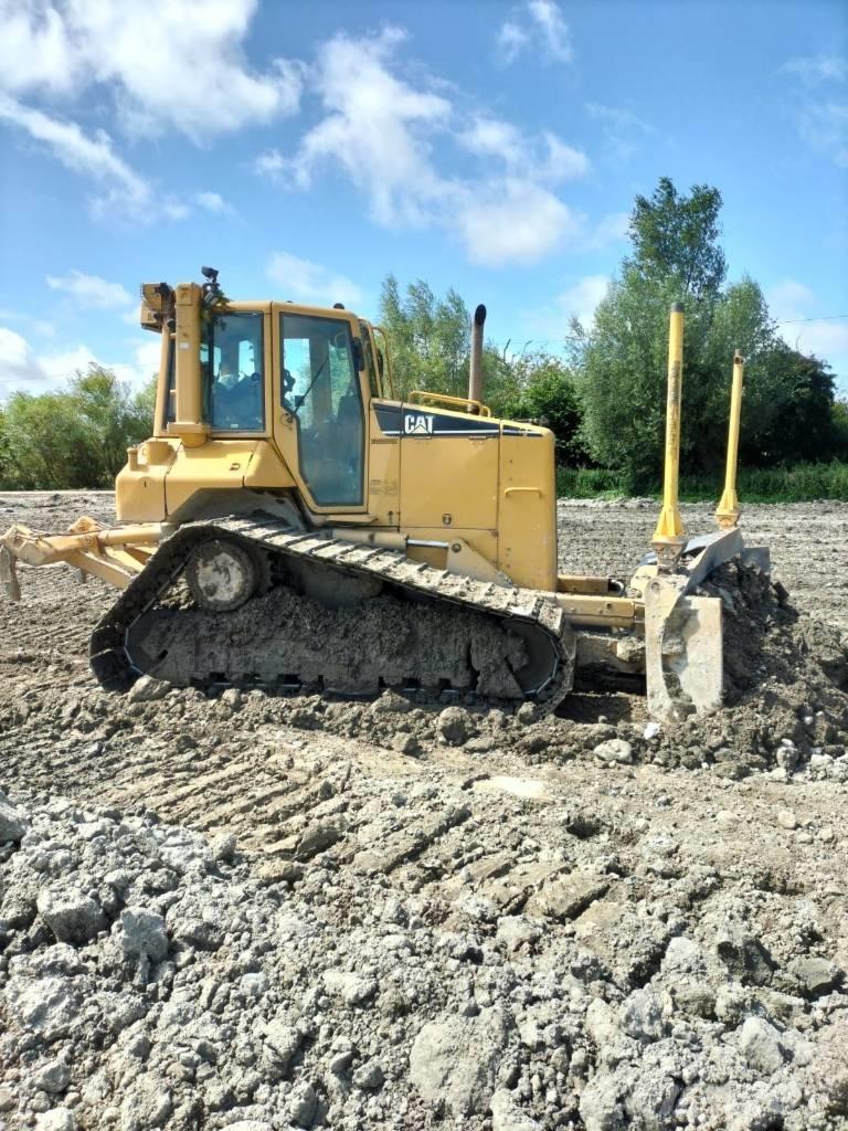 CAT D 5 N LGP Buldožerji goseničarji