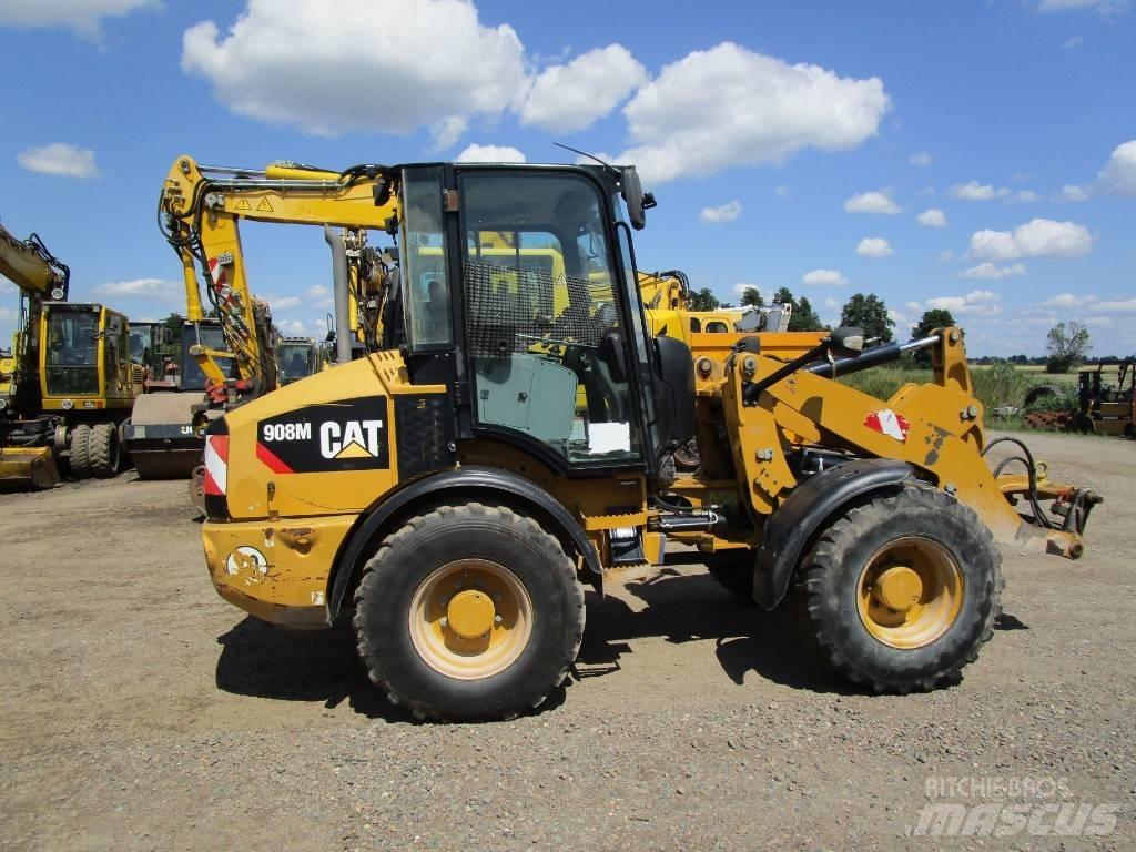CAT 908 M Kolesni nakladalci