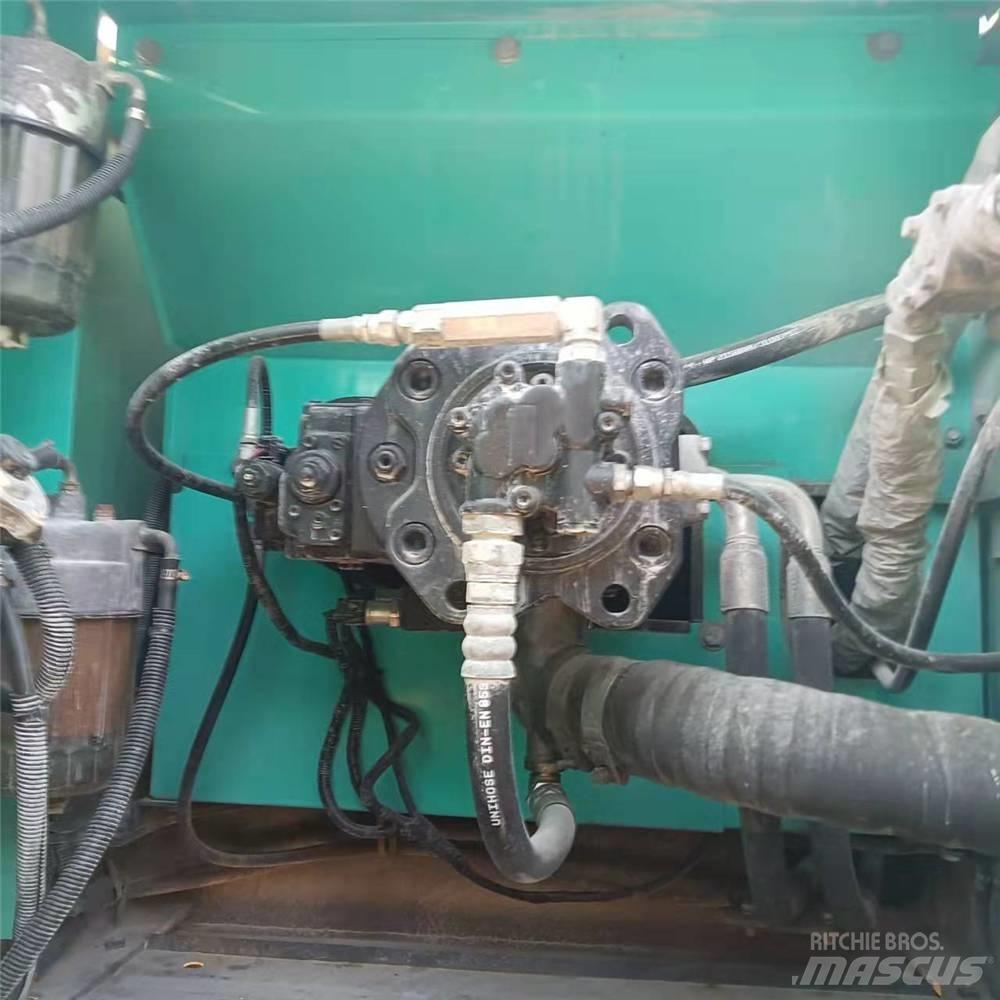 Kobelco SK330D Bagri goseničarji