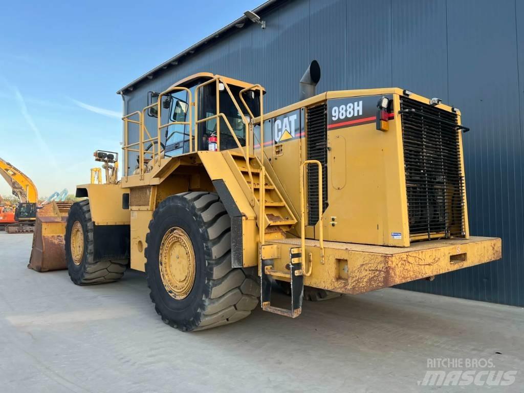 CAT 988H Kolesni nakladalci