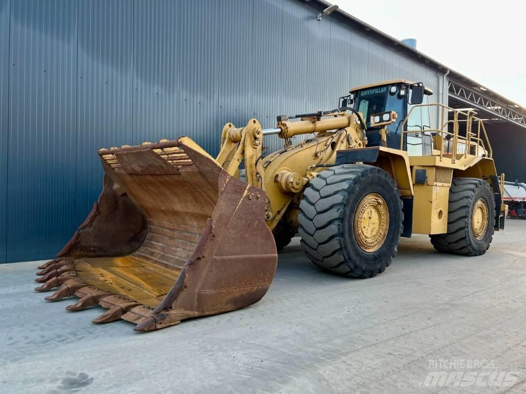 CAT 988H Kolesni nakladalci