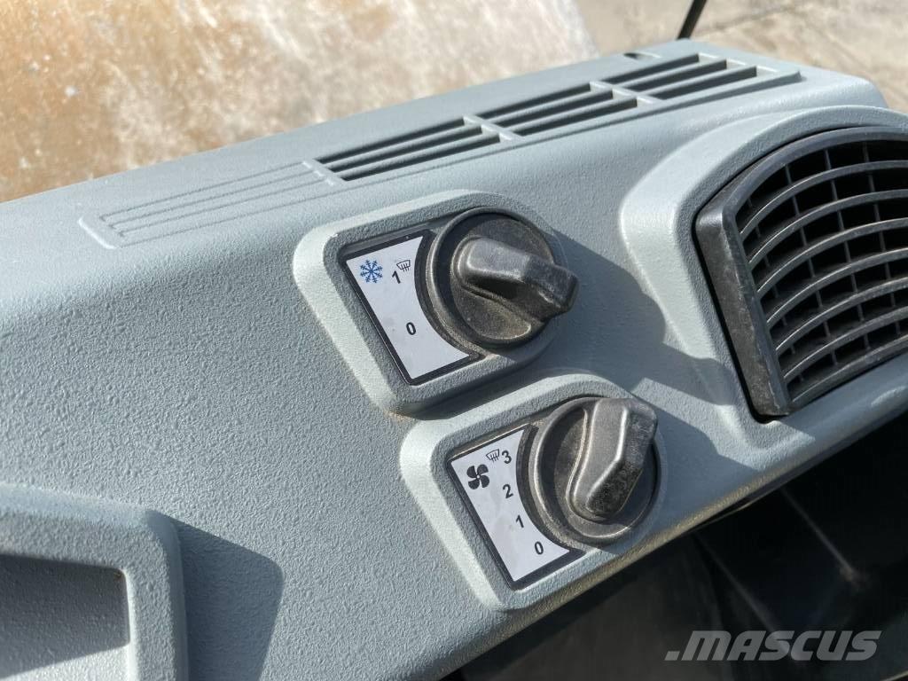 Bomag BW 213 D-5 Enojni valjarji