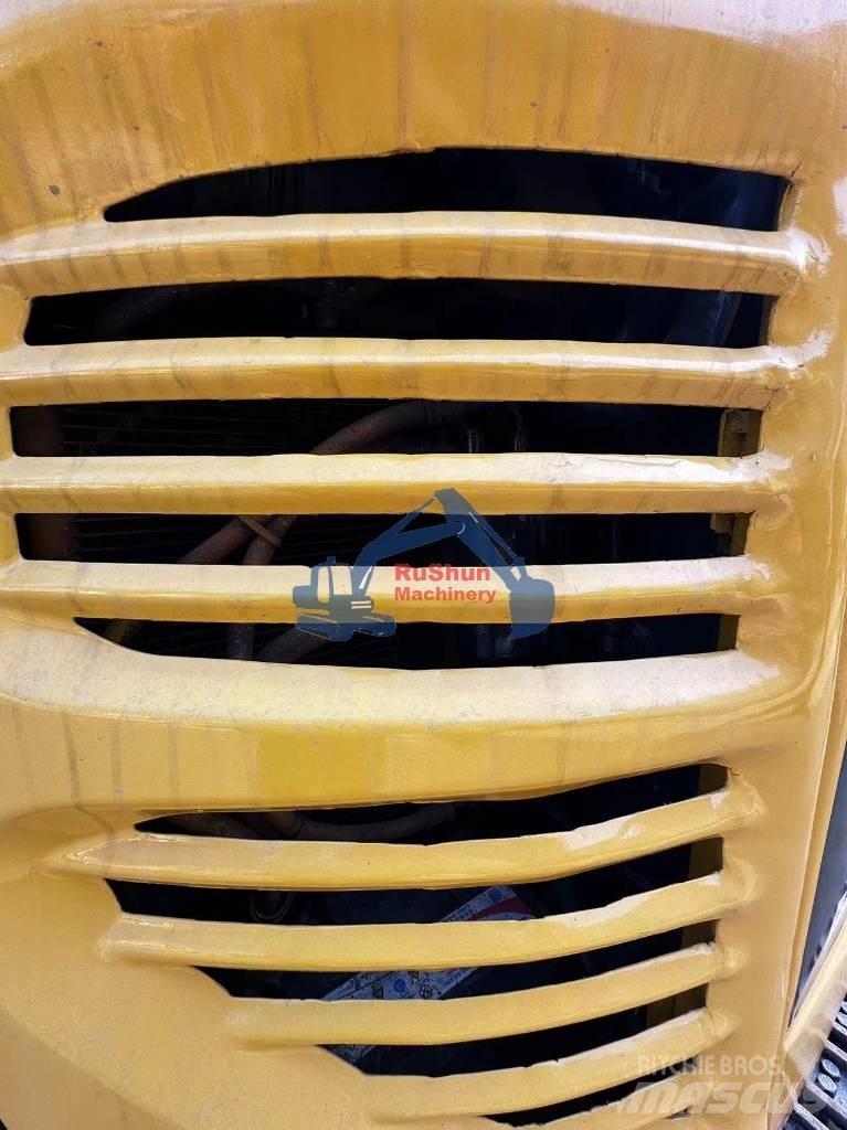 Komatsu PC 30 Mini bagri <7t