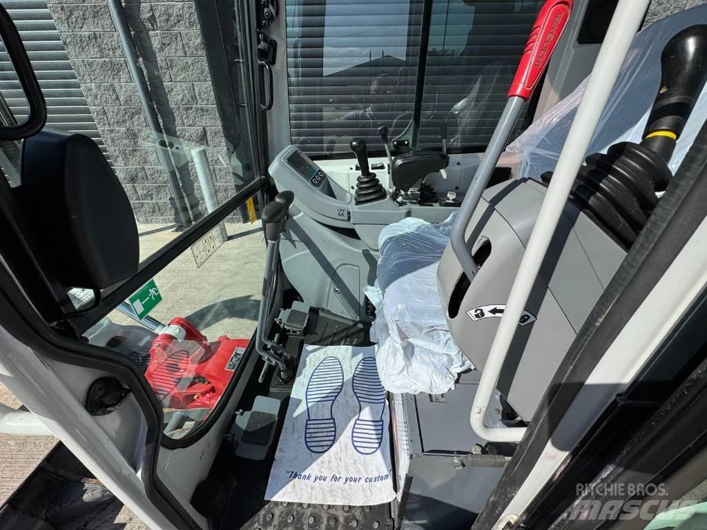 Takeuchi TB 216 Mini bagri <7t