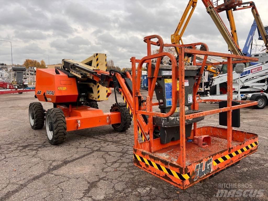 JLG 340 AJ Zglobne dvižne ploščadi
