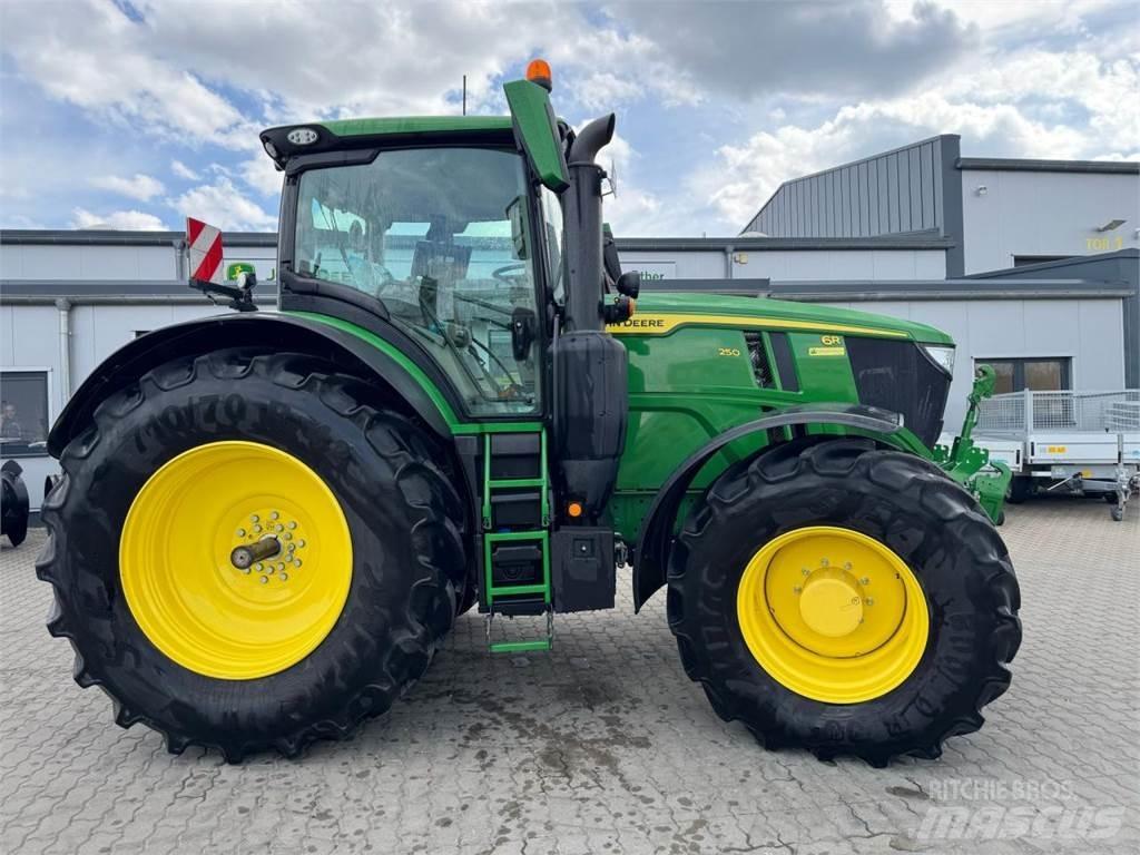 John Deere 6R 250 Traktorji