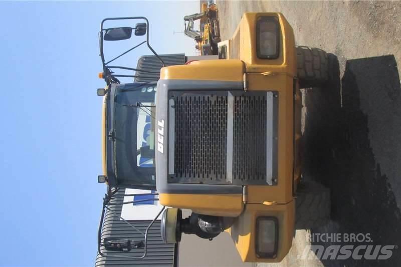 Bell B20D Tovornjaki cisterne
