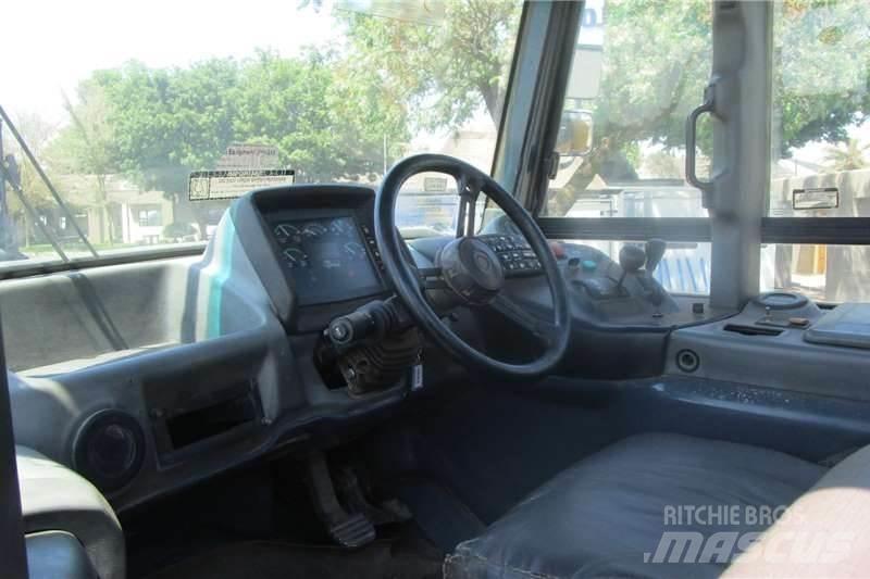 Bell B20D Tovornjaki cisterne