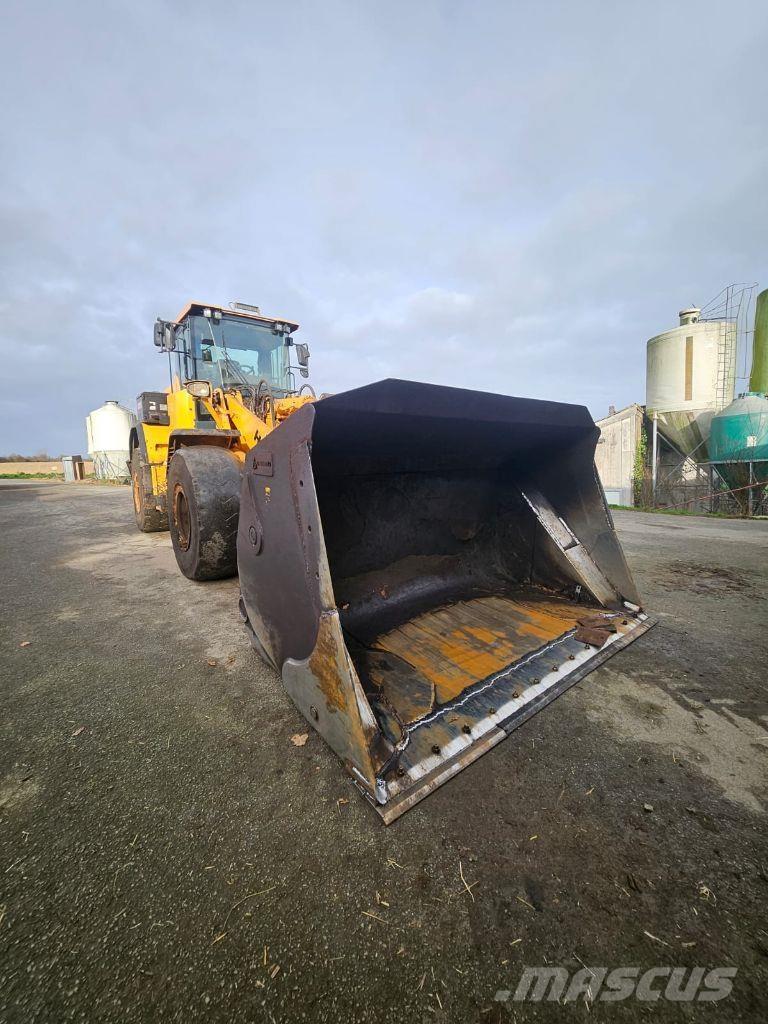 Hyundai HL960 Kolesni nakladalci