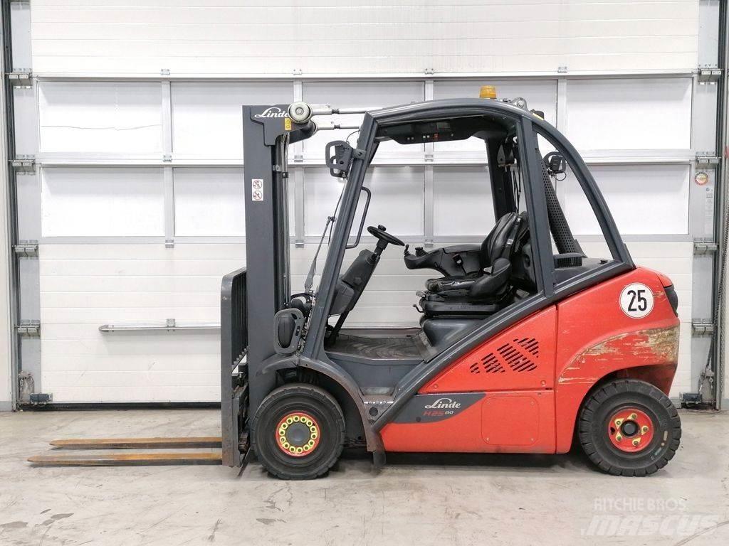 Linde H25D-02 Dizelski viličarji