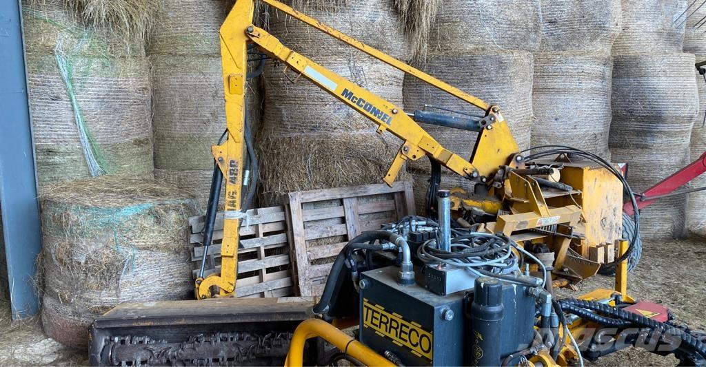 McConnel MAG 480 Priključne in vlečne kosilnice