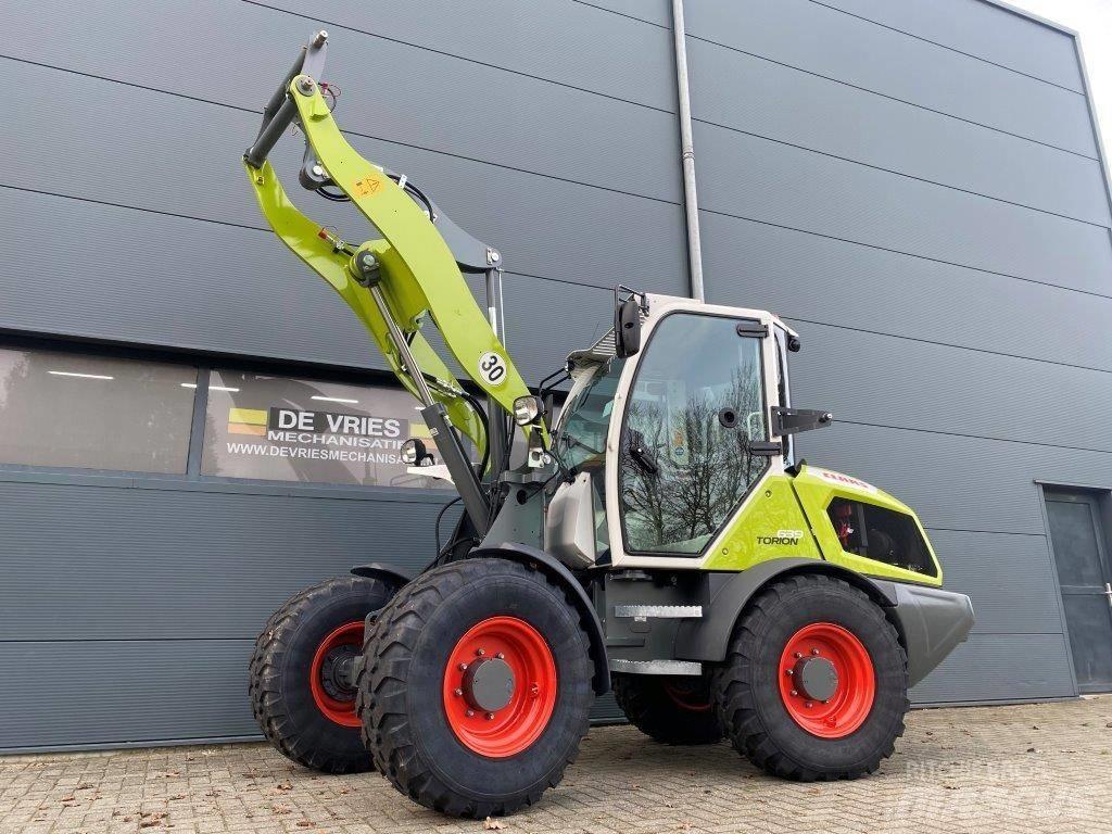 CLAAS Torion 639 Večnamenski nakladalci