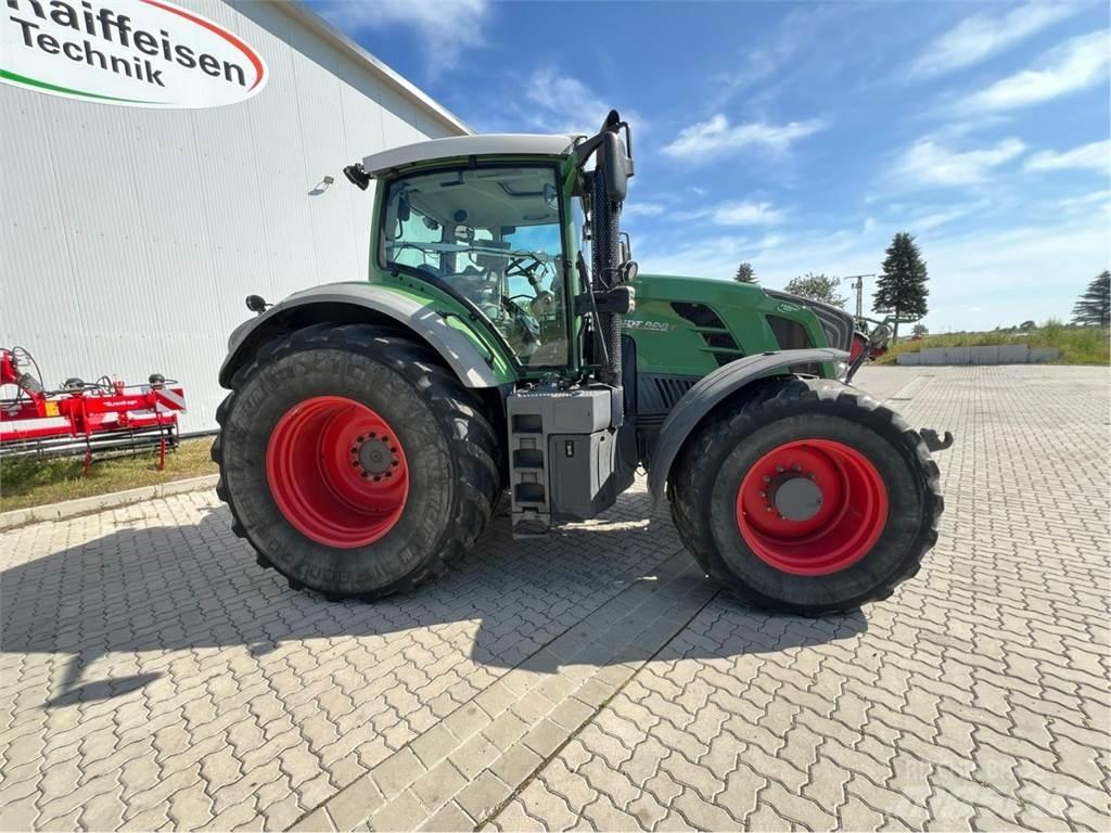 Fendt 828 Vario Traktorji