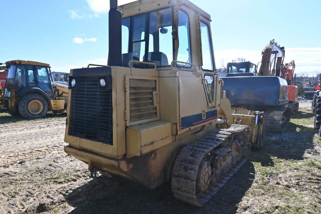 CAT 943 Nakladalci goseničarji