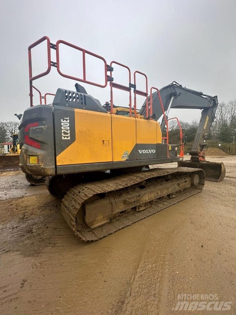Volvo EC200EL Bagri goseničarji
