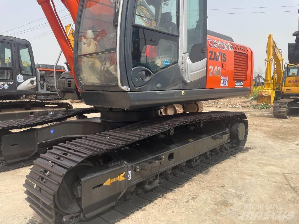 Hitachi ZX 240 Bagri goseničarji