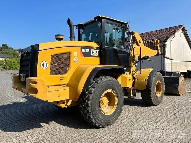 CAT 938 M Kolesni nakladalci