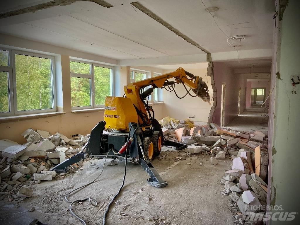 Brokk 250 Rušilni bagri