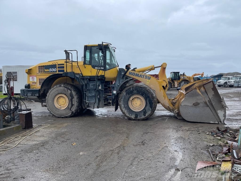 Komatsu WA500-8 Kolesni nakladalci