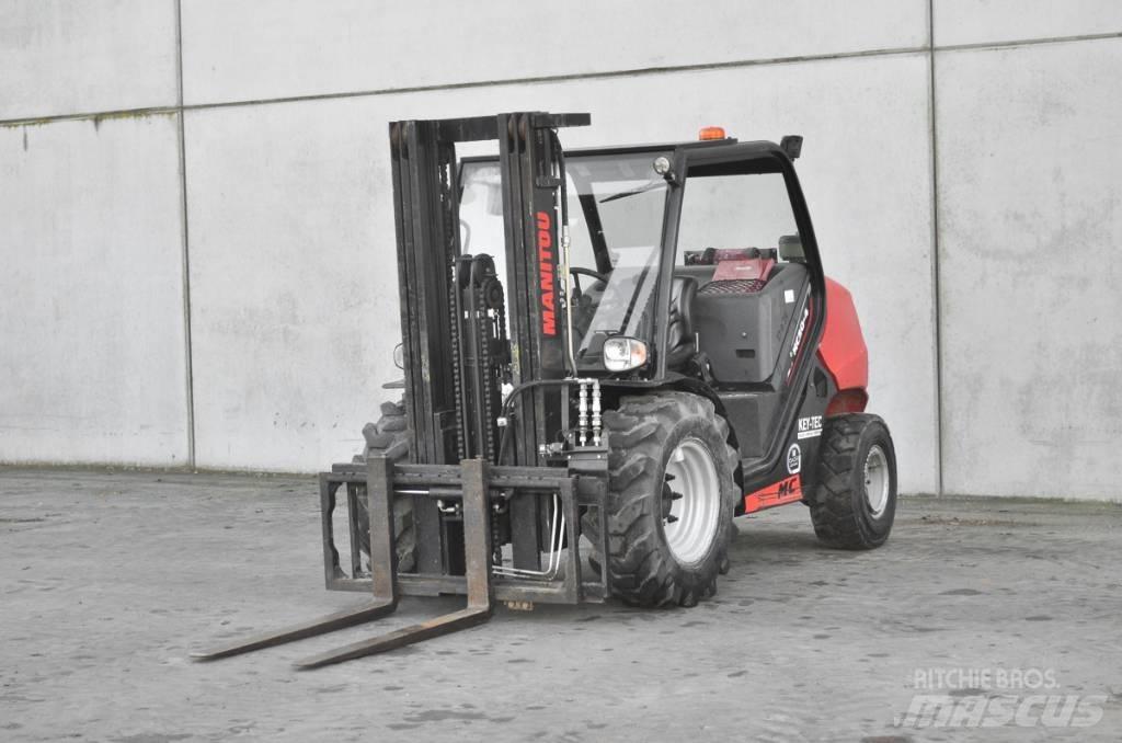 Manitou MC 30-4 Dizelski viličarji