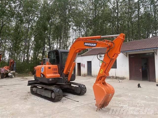 Doosan DX60 Mini bagri <7t