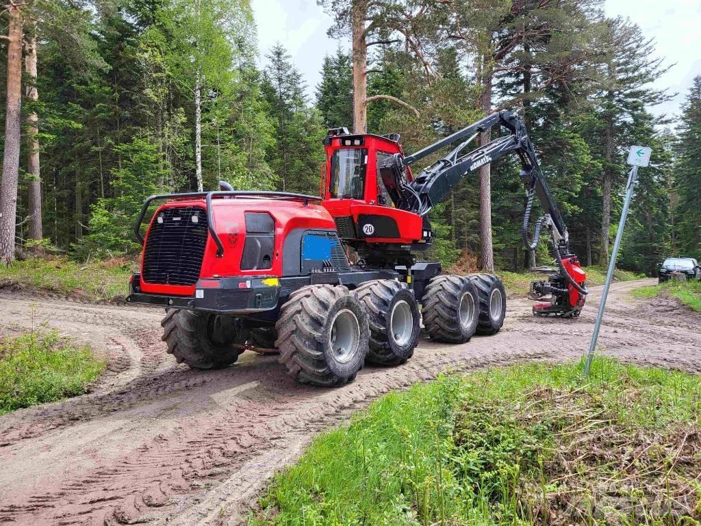 Komatsu 931 XC Harvesterji
