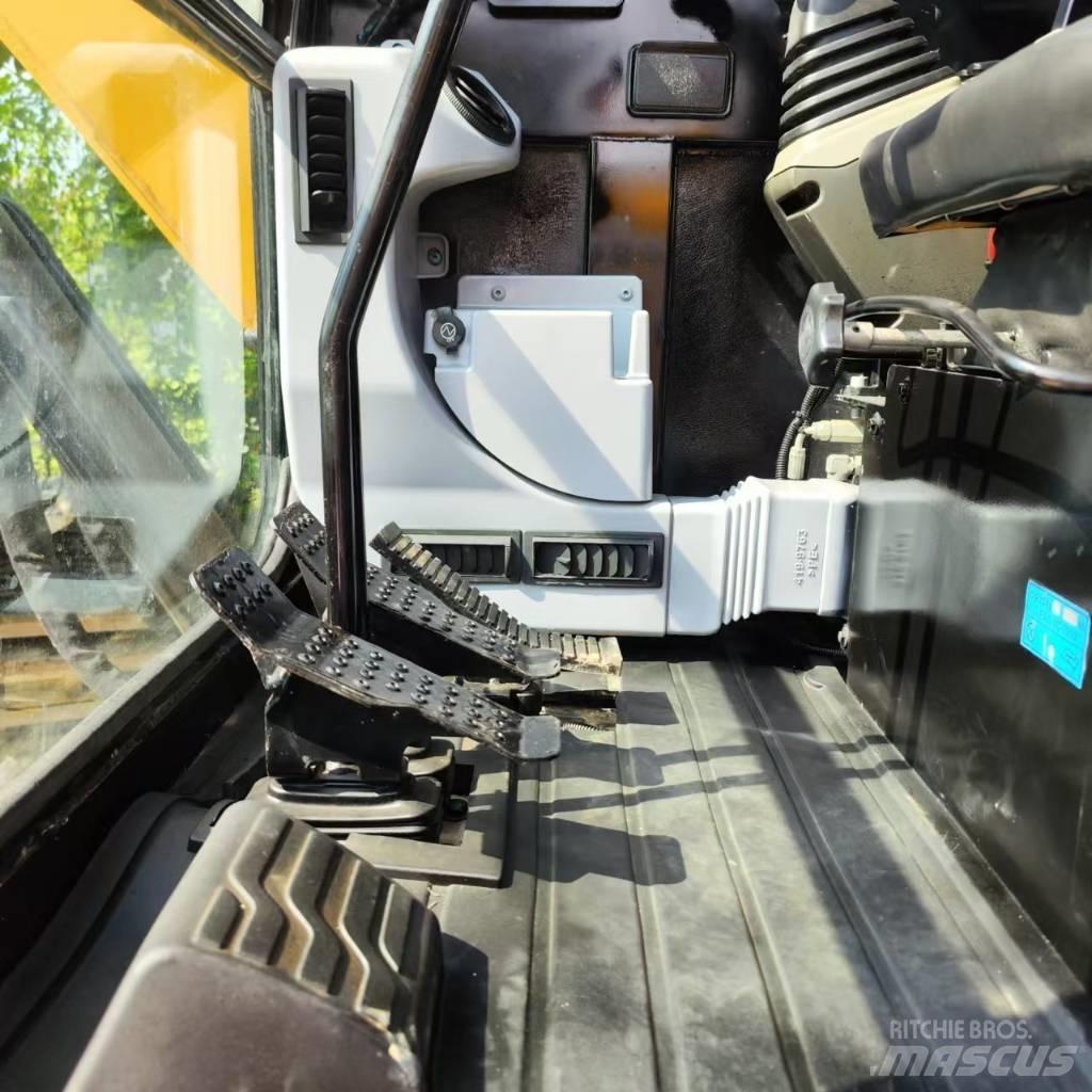 CAT 306 Bagri goseničarji