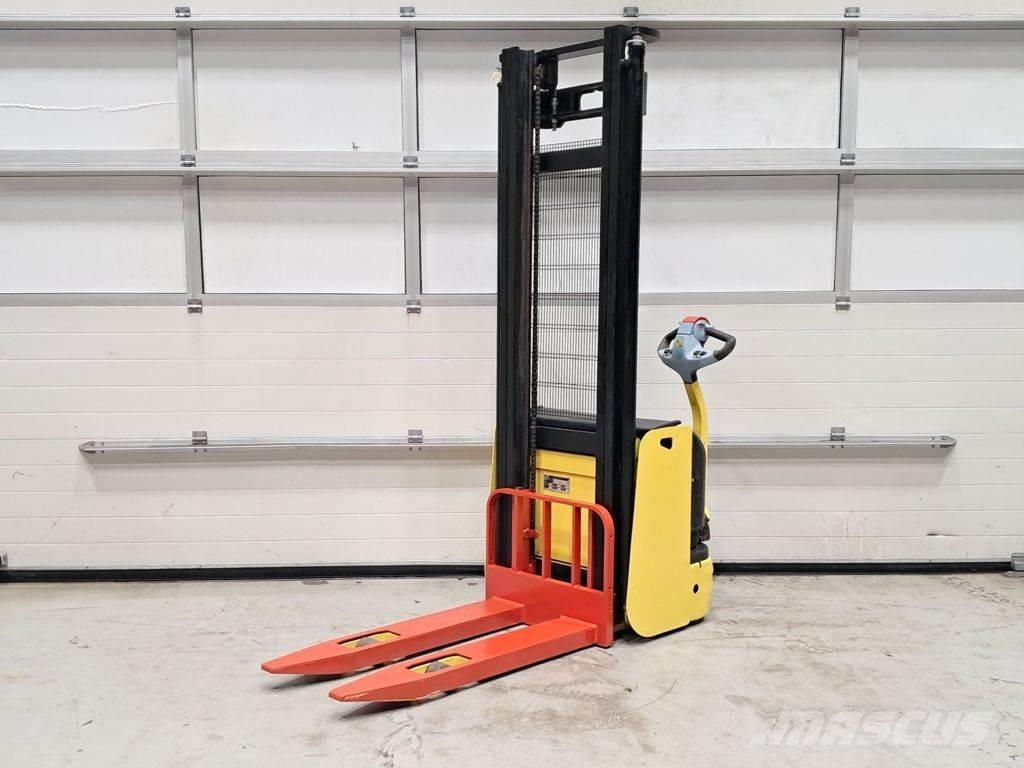 Hyster S1.0 AC Ročni električni viličar