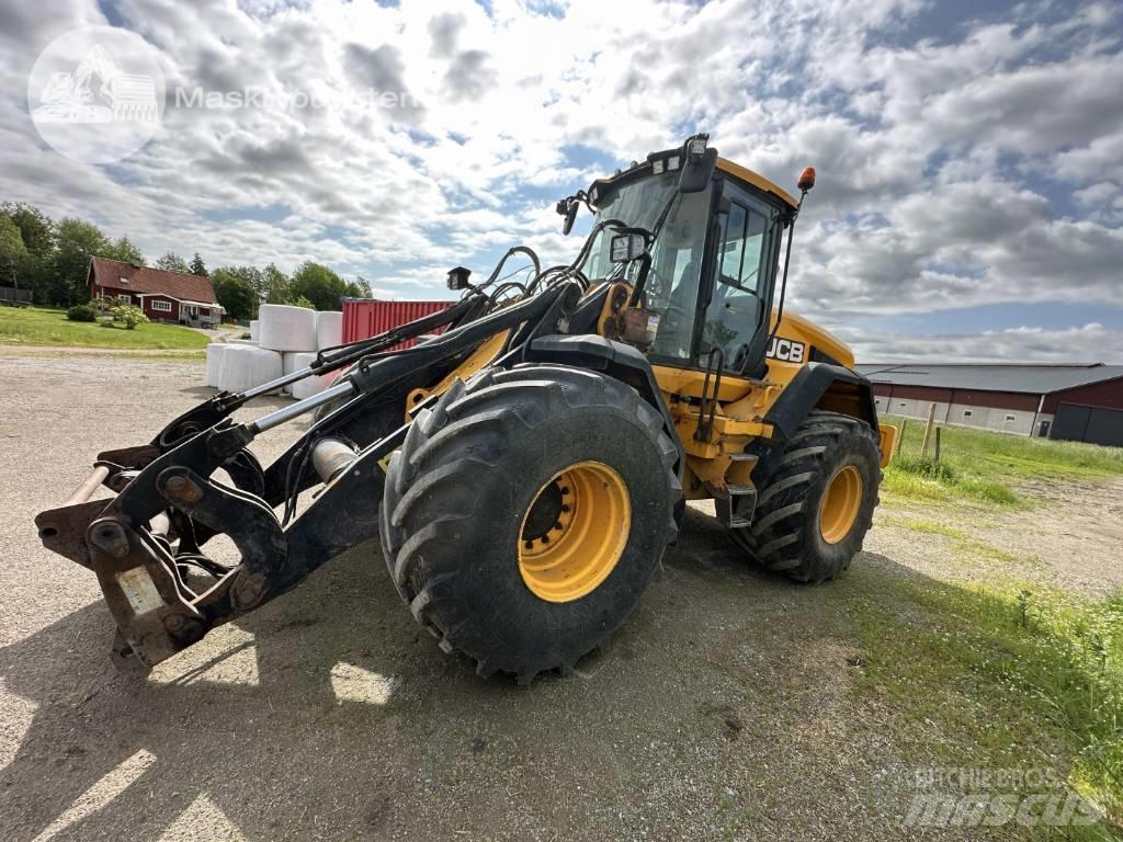 JCB 435 Kolesni nakladalci