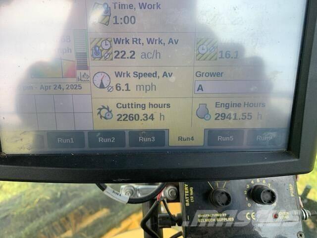 New Holland Fr780 Stroji za krmo na lastni pogon