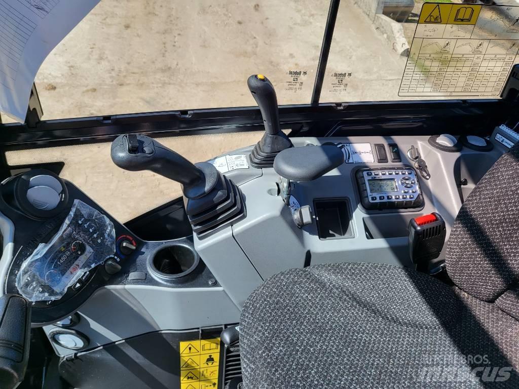 Bobcat E 27 Z Mini bagri <7t