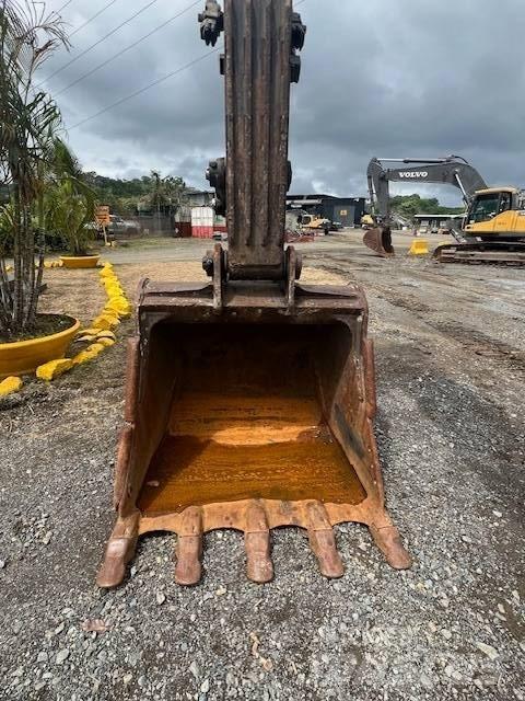 Volvo EC 220 D Bagri goseničarji
