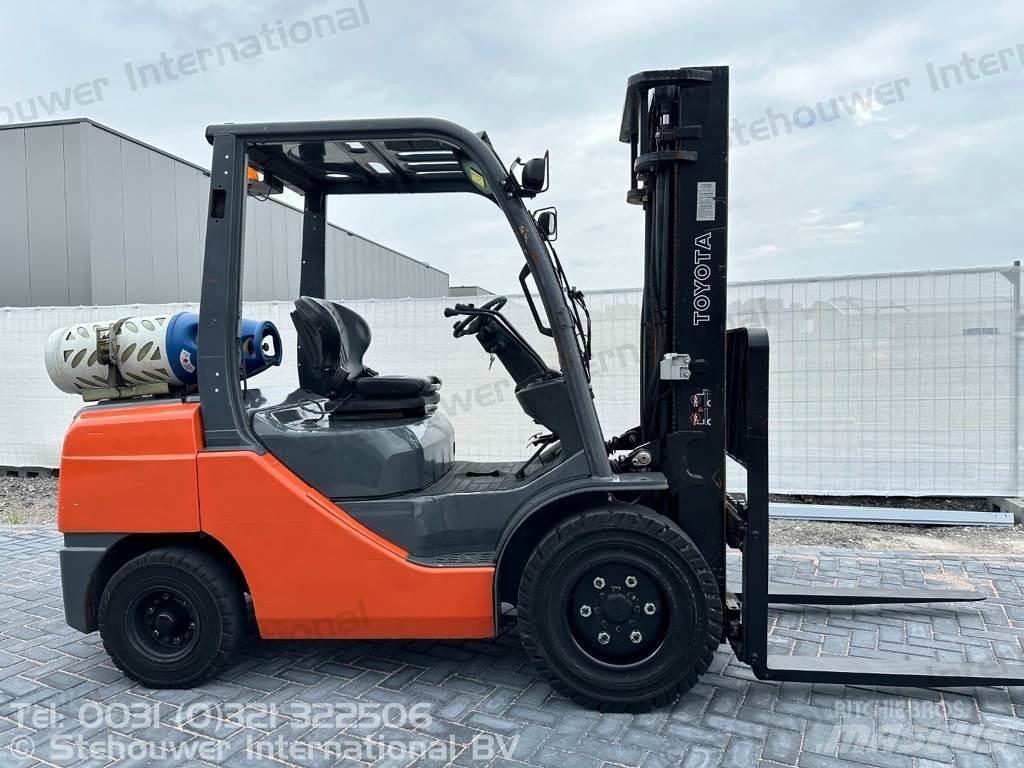 Toyota 02-8FGJF35 Plinski viličarji