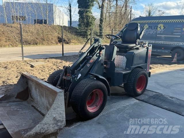 Knikmops KM 130 Mini nakladalci
