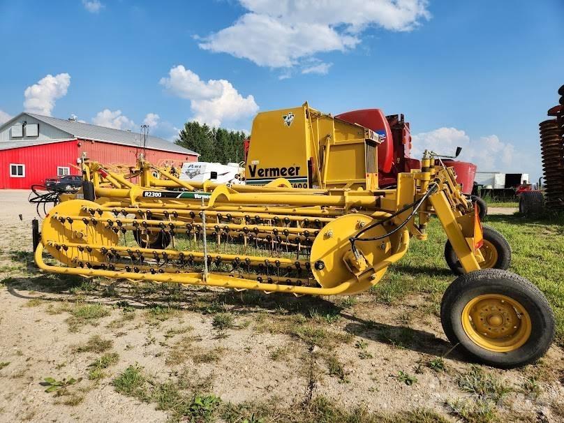 Vermeer R2300 Obračalniki in zgrabljalniki